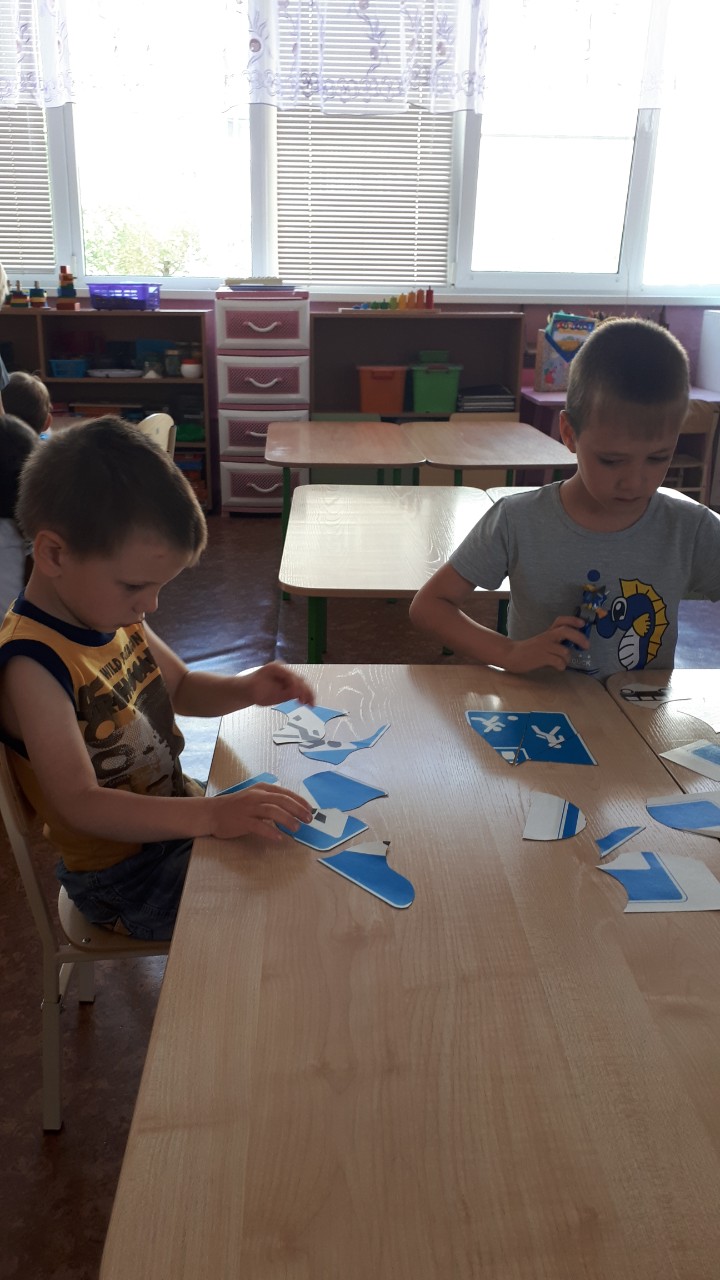 IMG-56b2570e5de77e8ad2c2f9f56d655591-V.jpg